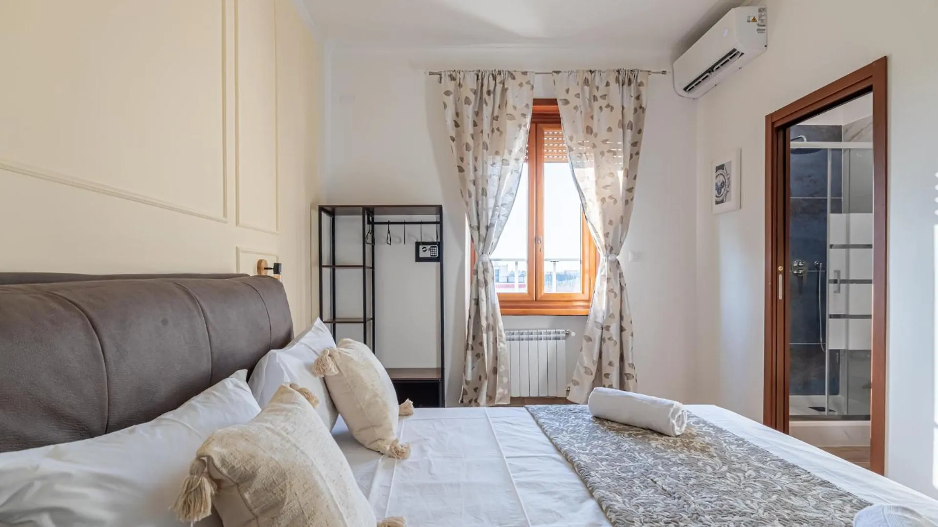 Colleoni B&B Roma Italia