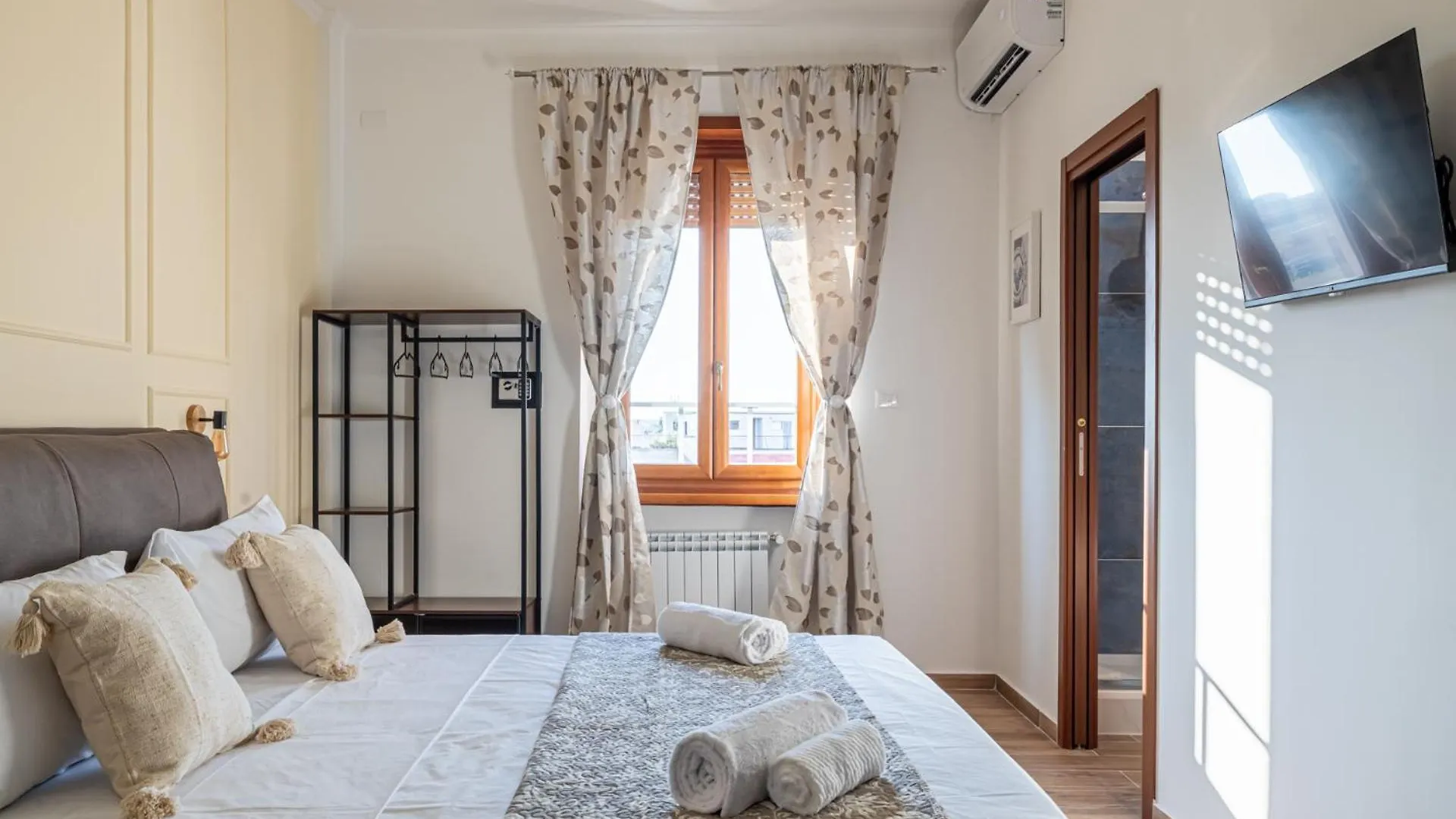 Affittacamere Colleoni B&B Roma
